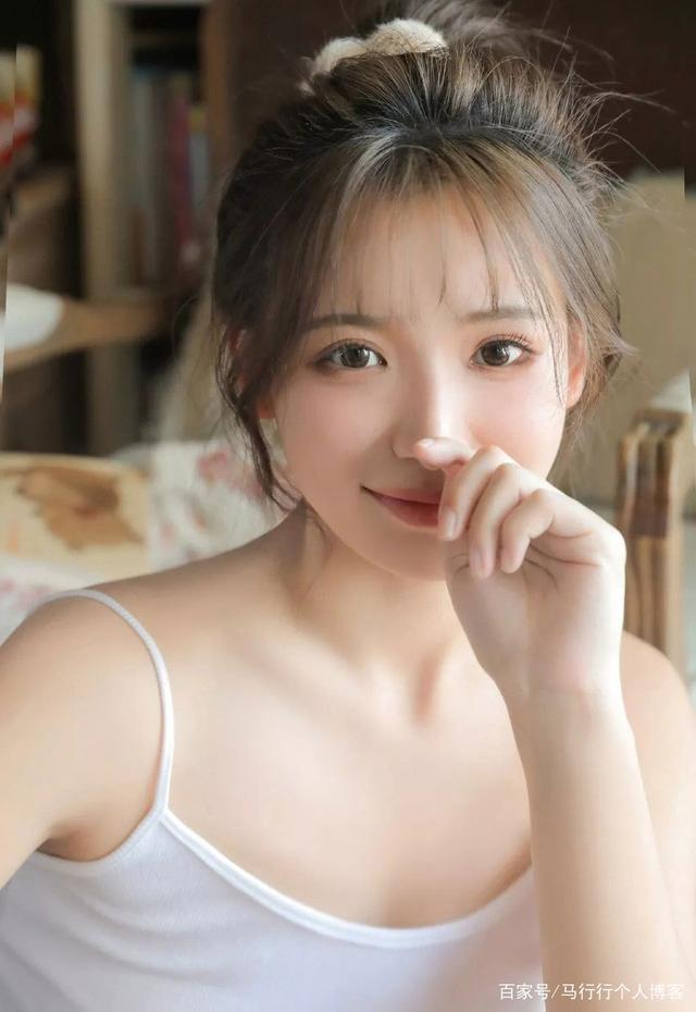 平湖哪里可以找到比较靠谱的南京商务伴游？