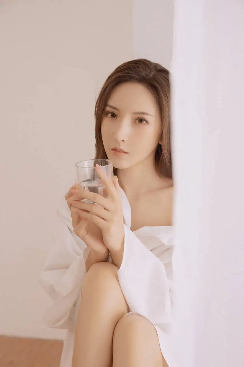 平湖贵阳私人伴游幼师费费子