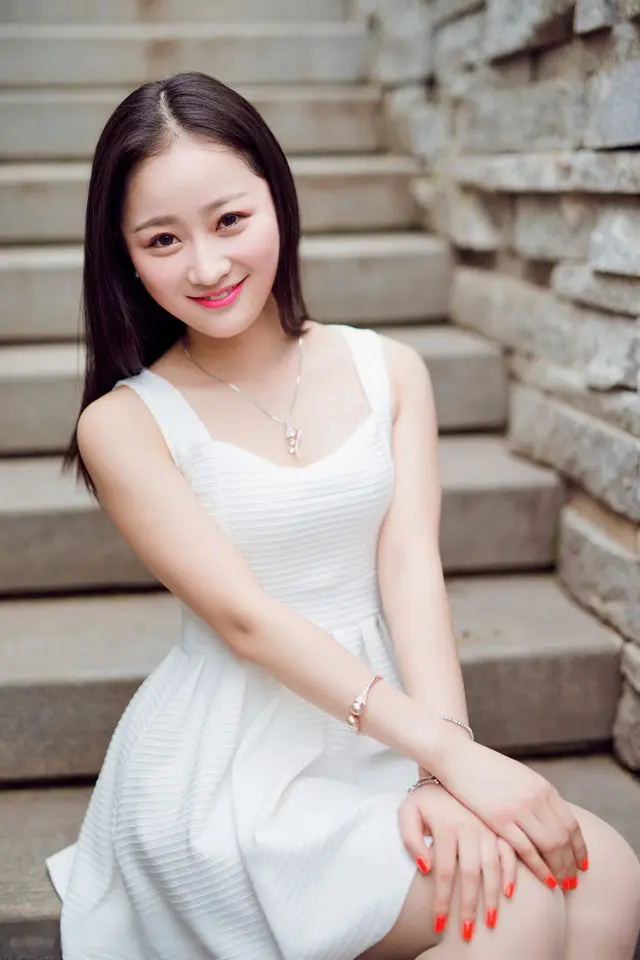 平湖温州私人伴游商务伴游乔妹的联系方式！