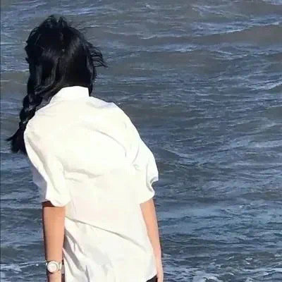 平湖伴游女生武映颖的资料